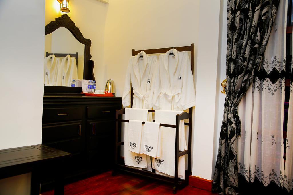 Hotel White House Anuradhapura Εξωτερικό φωτογραφία