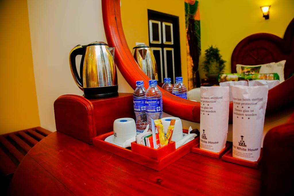 Hotel White House Anuradhapura Εξωτερικό φωτογραφία