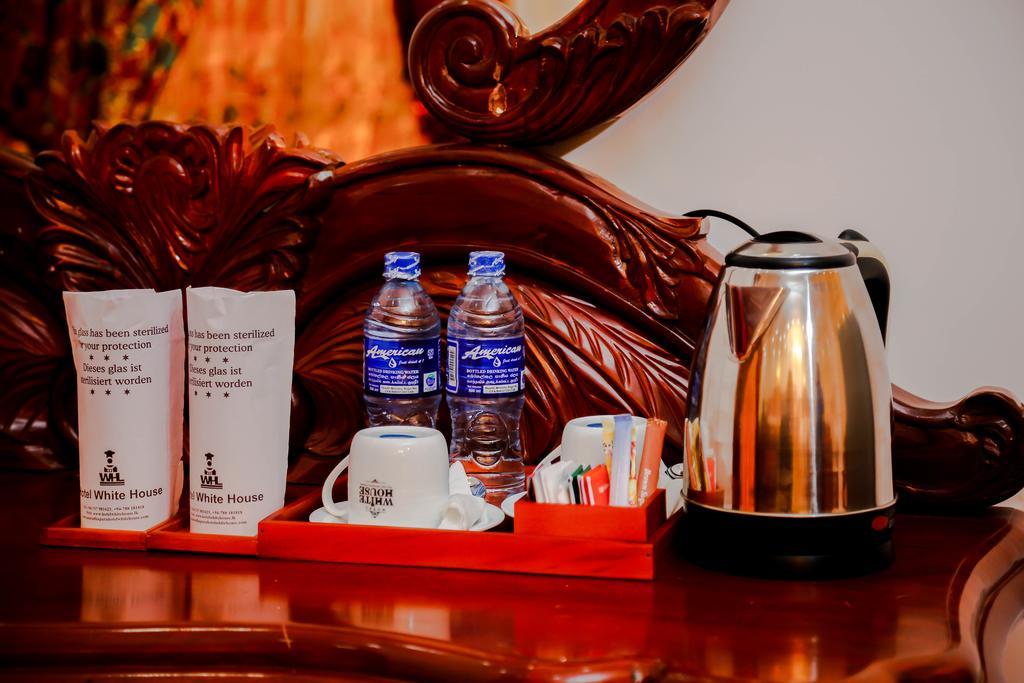 Hotel White House Anuradhapura Εξωτερικό φωτογραφία