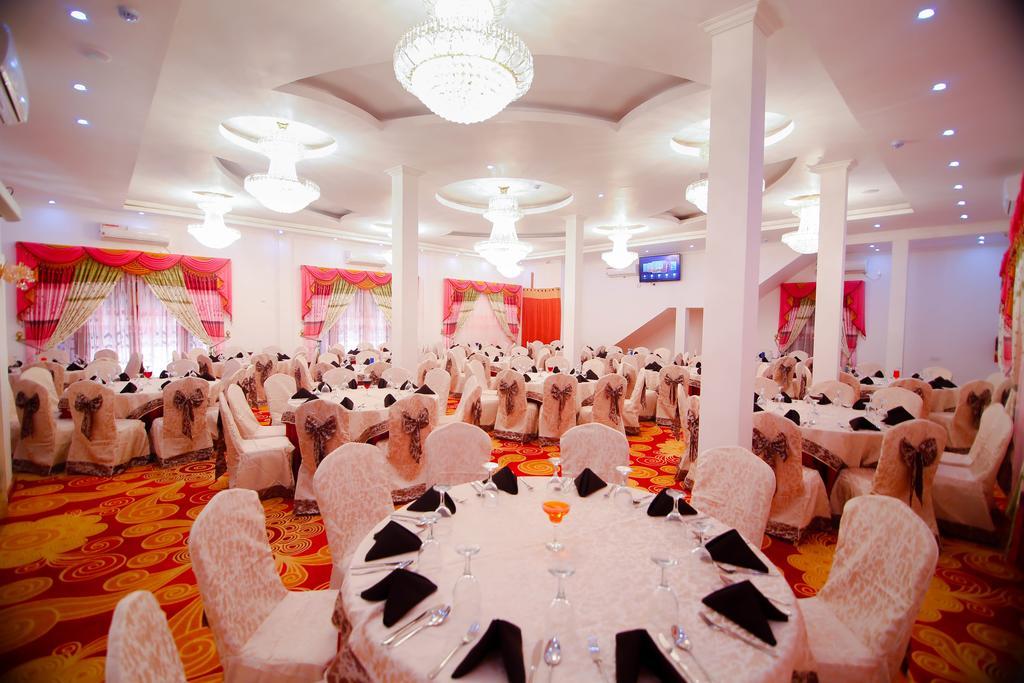 Hotel White House Anuradhapura Εξωτερικό φωτογραφία